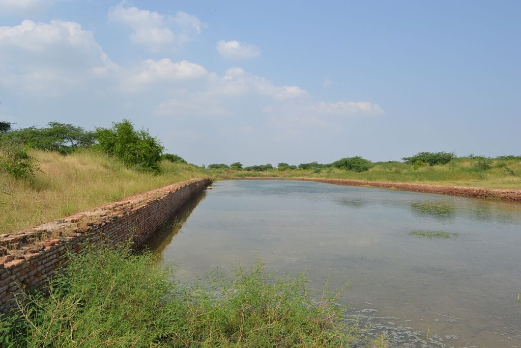 Indus valley civilisation, archeology, history of Lothal, excavations, origins of Lothal, Lothal's architecture, Lothal's civilization