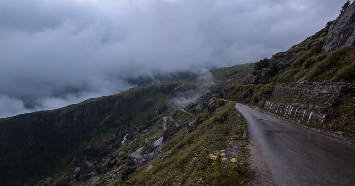 Mountain Passes in India